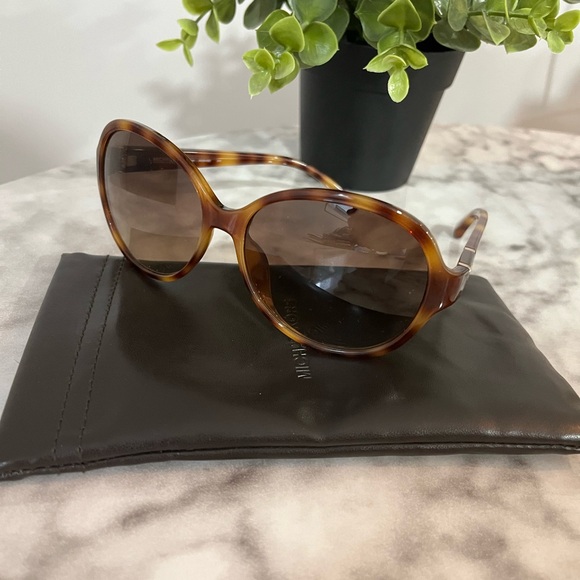 Michael Kors Sunglasses - Picture 3 of 4